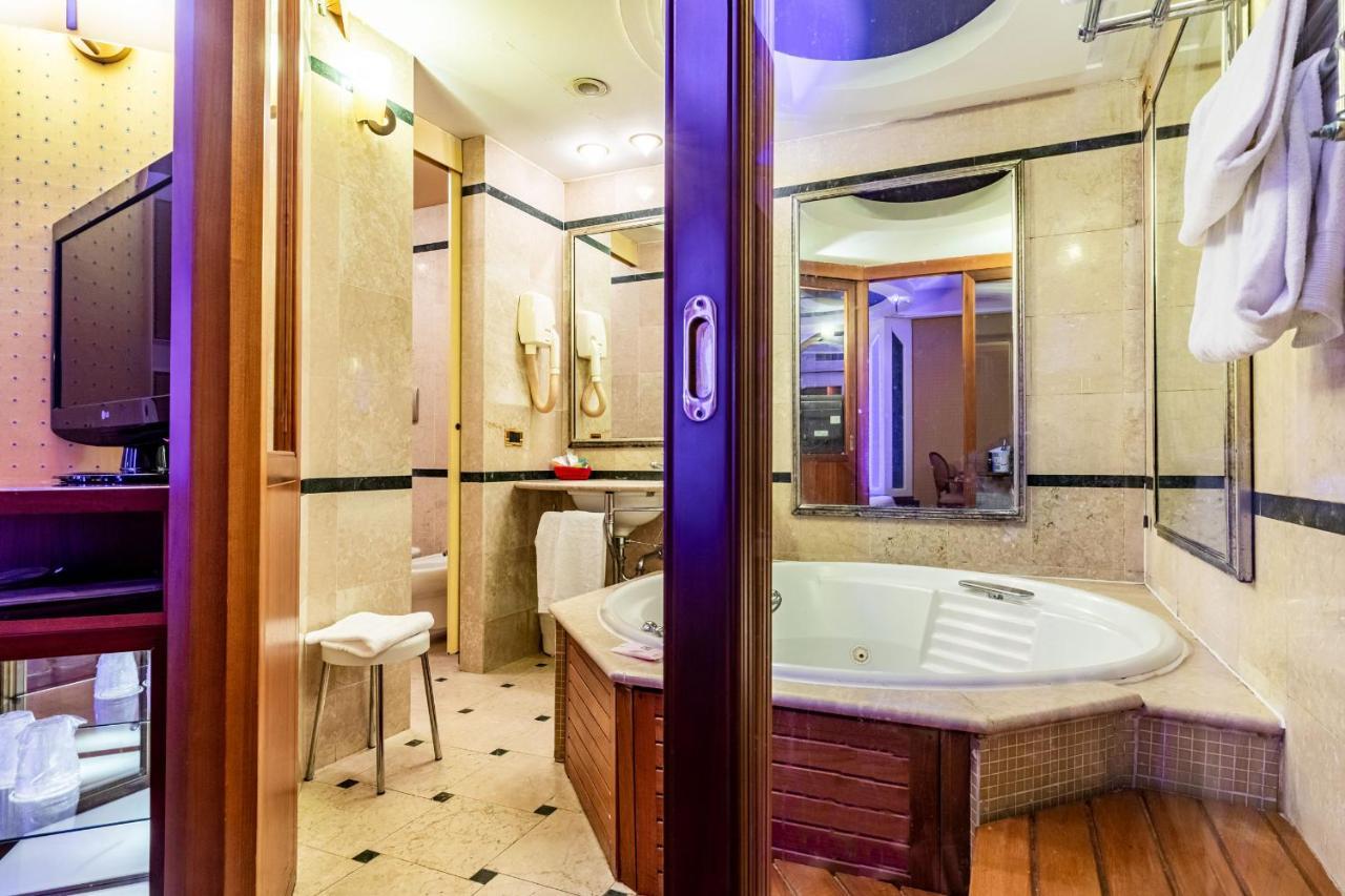 Miami Hotel