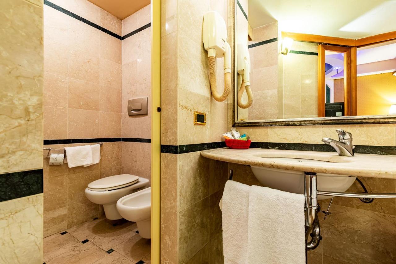 Miami Hotel