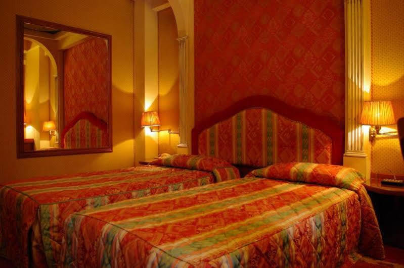 Miami Hotel 4*